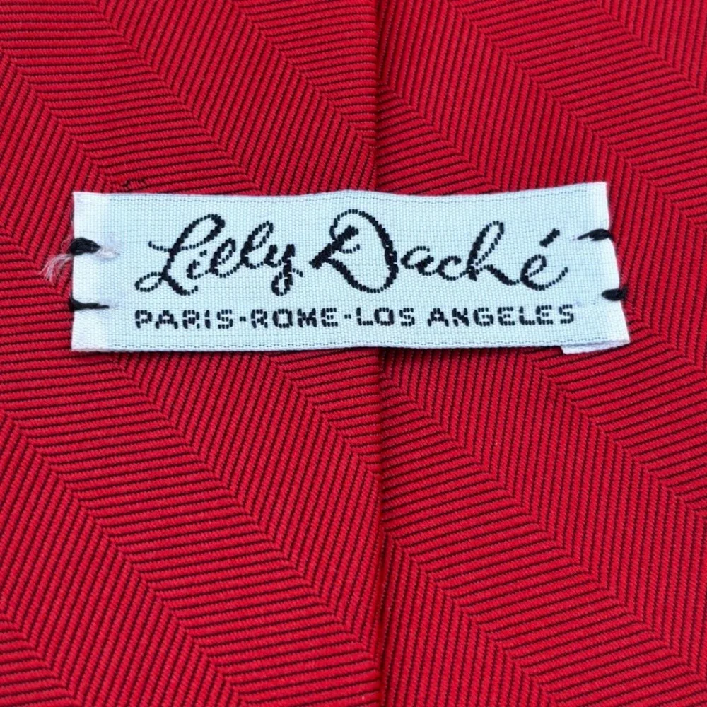 Lilly Daché command attention